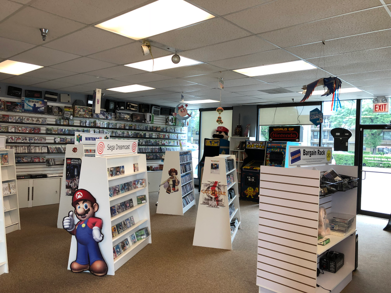 Illustration for article titled Checking out Videogames: Then And Now In Chicago